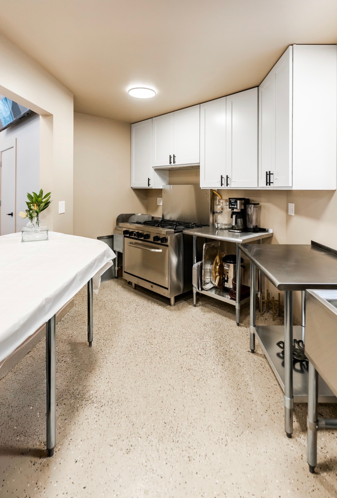 Modern commercial kitchen